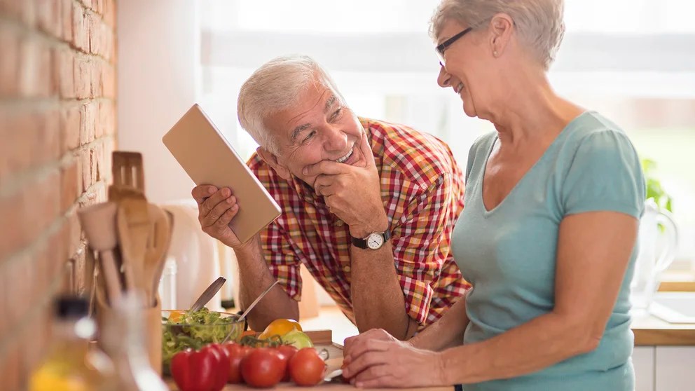 La dieta de la longevidad: cómo aumentar la expectativa de vida hasta los 100 años