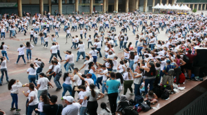 Caracas al ritmo de la salsa casino: más de mil personas se preparan para romper récord Guinness este #27Nov