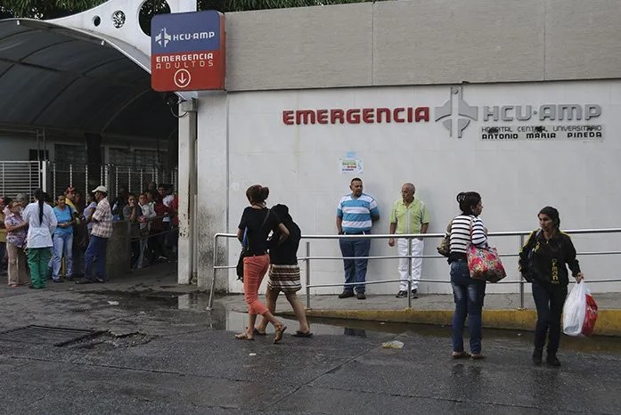 Cena terminó en tragedia: estaba comiendo, se atoró con la comida y murió en un restaurante de Lara