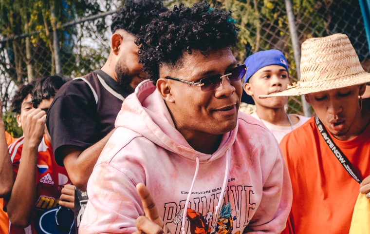 Los venezolanos Junior Caldera, John Theis, Oliwi y Afro Nigga posicionan el remix de “Coco Coro” en YouTube