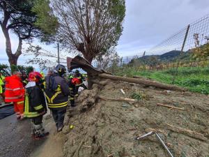 Encuentran el cadáver de una niña desaparecida en el deslizamiento de tierra en Italia