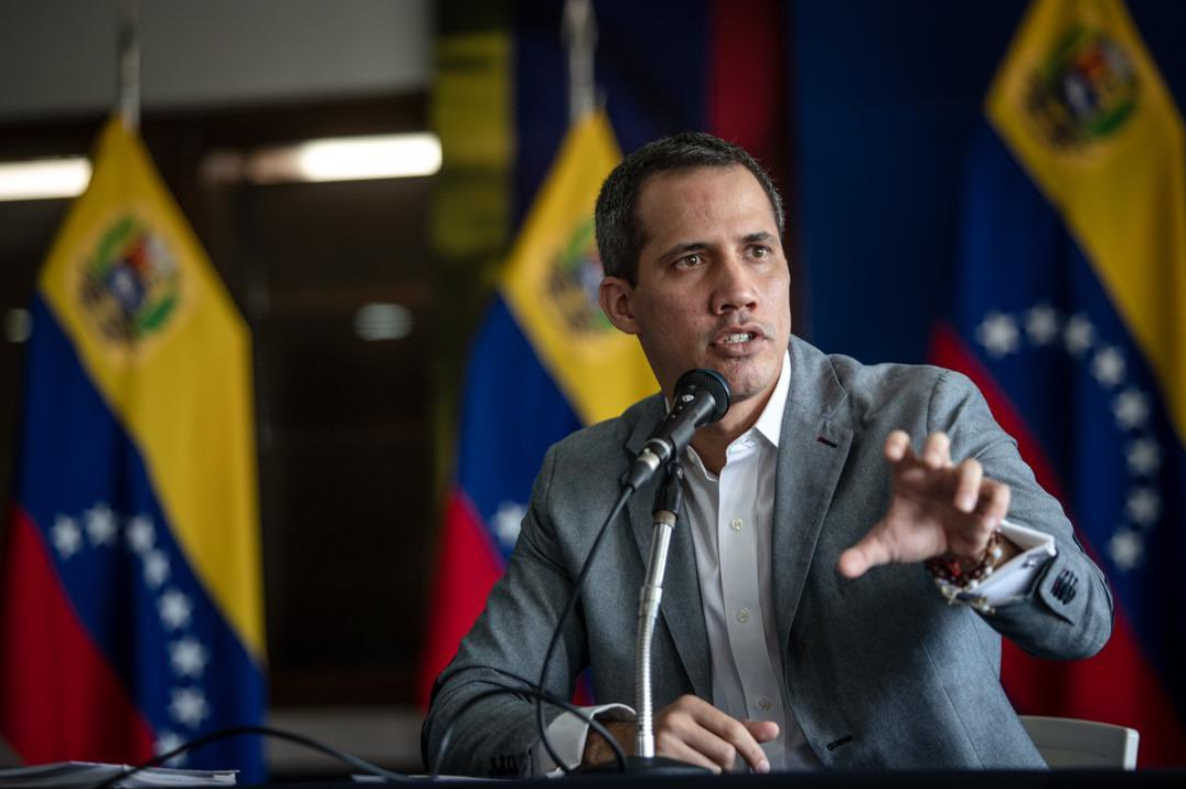 Guaidó se pronunció tras declaraciones de Maduro: Su único interés es el levantamiento de sanciones