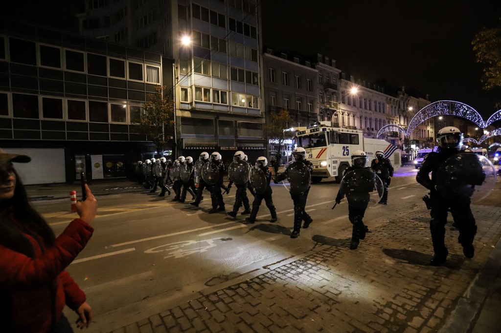 Al menos 18 detenidos tras disturbios en Bruselas por pase de Marruecos a octavos