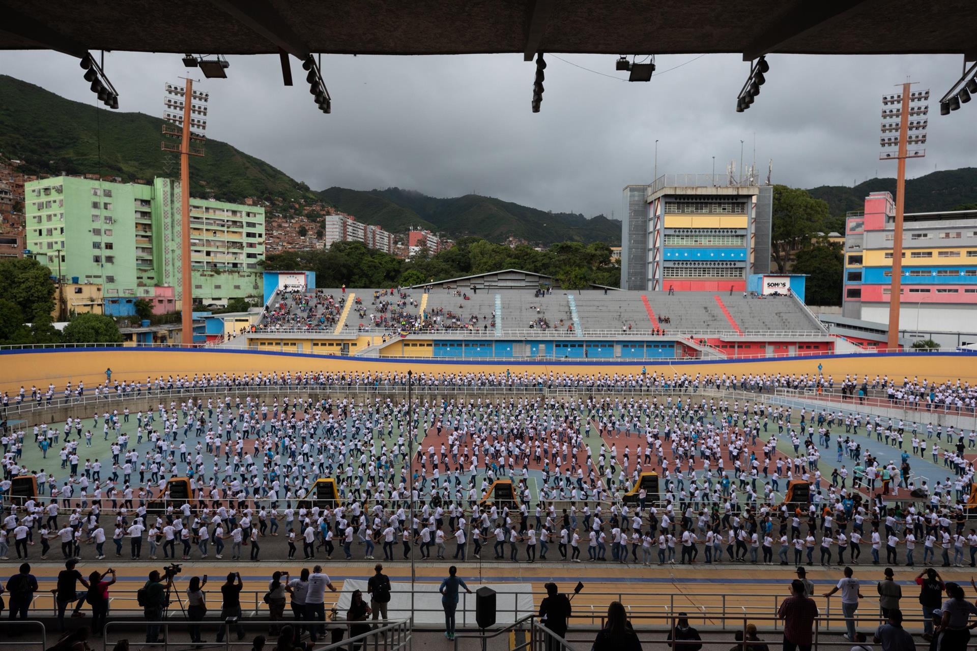 Guinness para Venezuela por cambiar la cara a la crisis a punta de récords (Fotos)