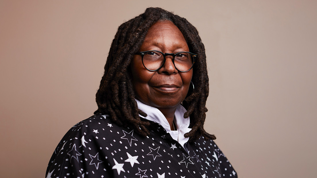 Whoopi Goldberg reitera sus comentarios de que el Holocausto “no fue una cuestión de raza”