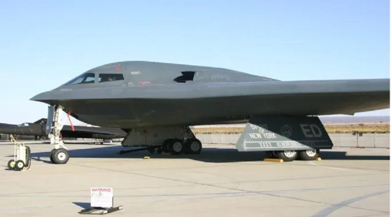 EEUU paraliza la flota de bombarderos B-2 tras aterrizaje de emergencia y un incendio