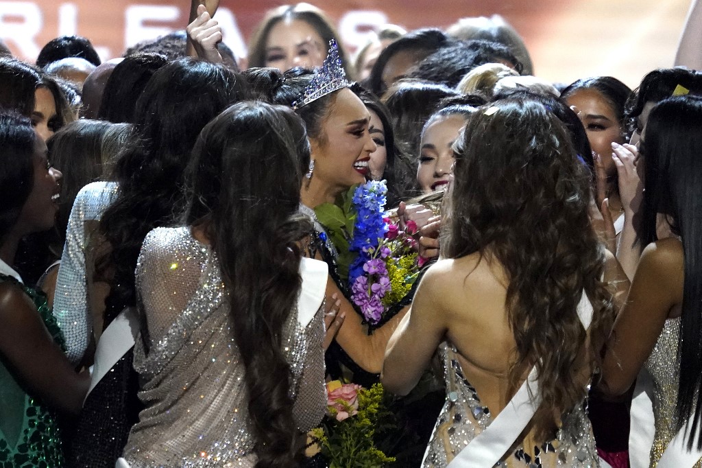 EN VIDEO: Miss Kosovo no disimuló y su reacción al “triunfo” de EEUU en el Miss Universo no dejó a nadie indiferente