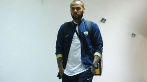 Caso Dani Alves: La explicación del futbolista para justificar sus cambios en los relatos