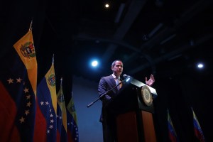 Guaidó invitó a venezolanos en el exterior a participar en petición a la Comisión de Primaria