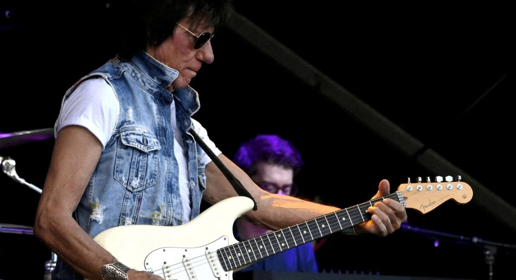 Murió Jeff Beck, legendario guitarrista que hasta tuvo un grupo con Johnny Depp