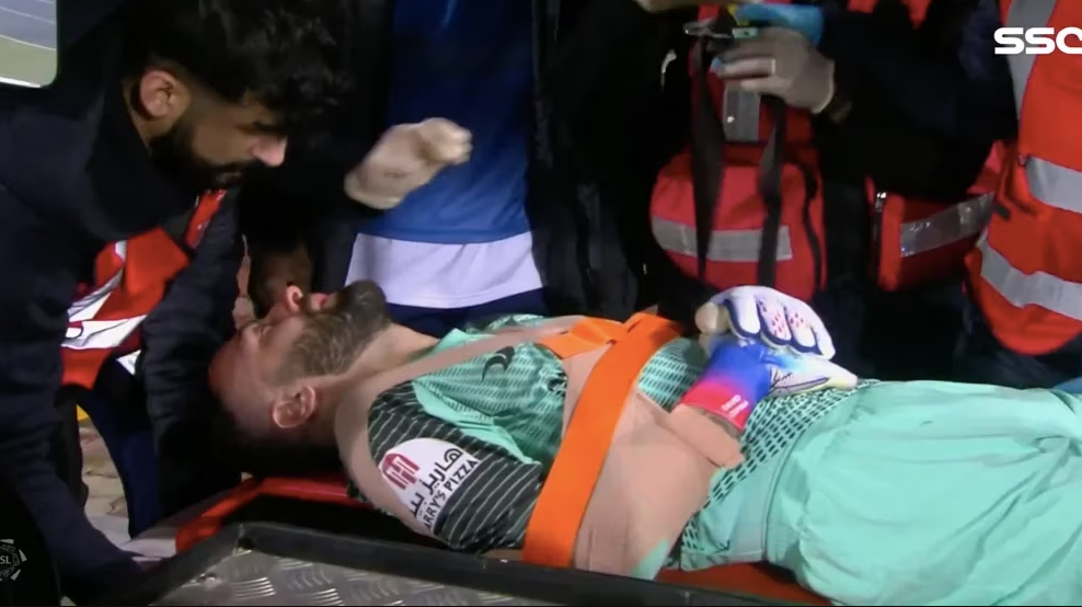 El diagnóstico de David Ospina tras retirarse en ambulancia de su último partido