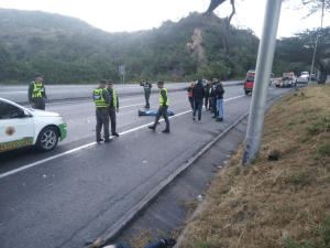 Al menos dos funcionarios de la Dgcim fallecidos en accidente de tránsito en la autopista Caracas – La Guaira este #21Feb (Video)