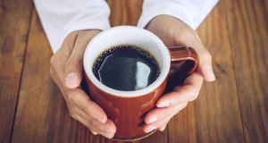 Por qué es bueno tomar café con edulcorantes que no son azúcar
