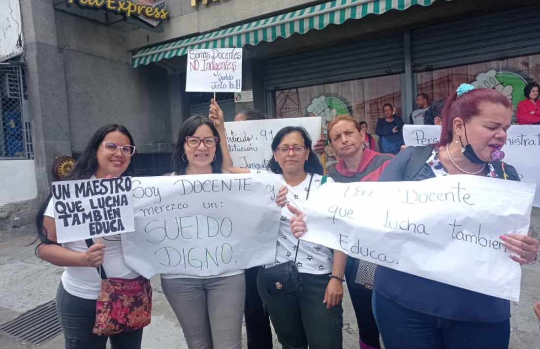 “¡Queremos reivindicación salarial!”, clamaron docentes en El Junquito este #27Feb (Video)