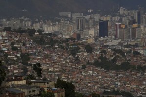 Governments pledge money, attention to Venezuela’s crisis