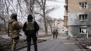 Tribunal ucraniano condena a 12 años de cárcel a piloto ruso por bombardeos