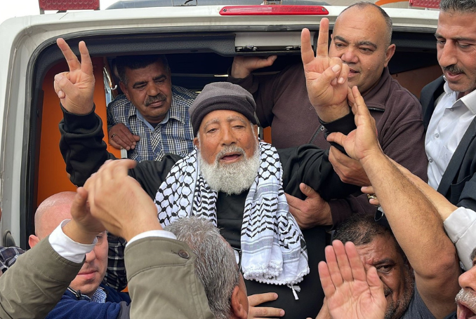 Israel liberó al más anciano de sus presos palestinos tras cumplir una pena de 17 años