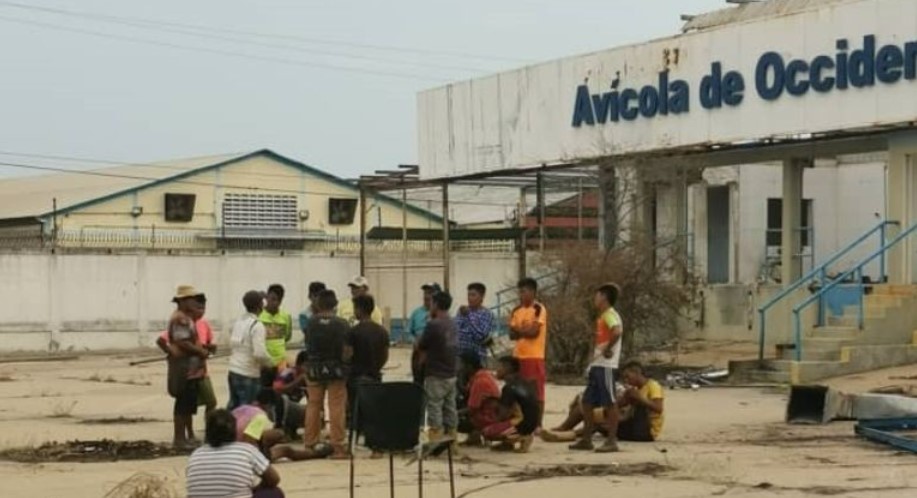 Grupo de indígenas yukpas tomó las instalaciones de una empresa en Maracaibo