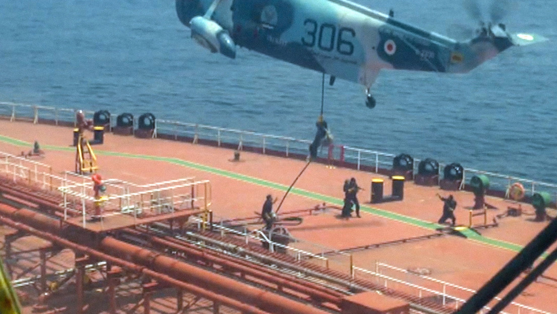 Publican el video de la detención del buque petrolero por la Armada iraní
