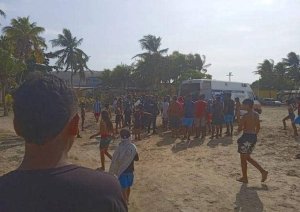 Tragedia en Cumaná: adolescente murió ahogado mientras disfrutaba en playa El Peñón