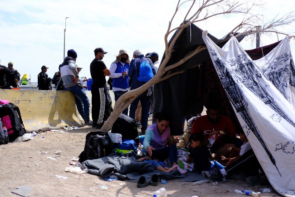 Chile confirmó conversaciones con Perú para permitir el retorno de venezolanos varados