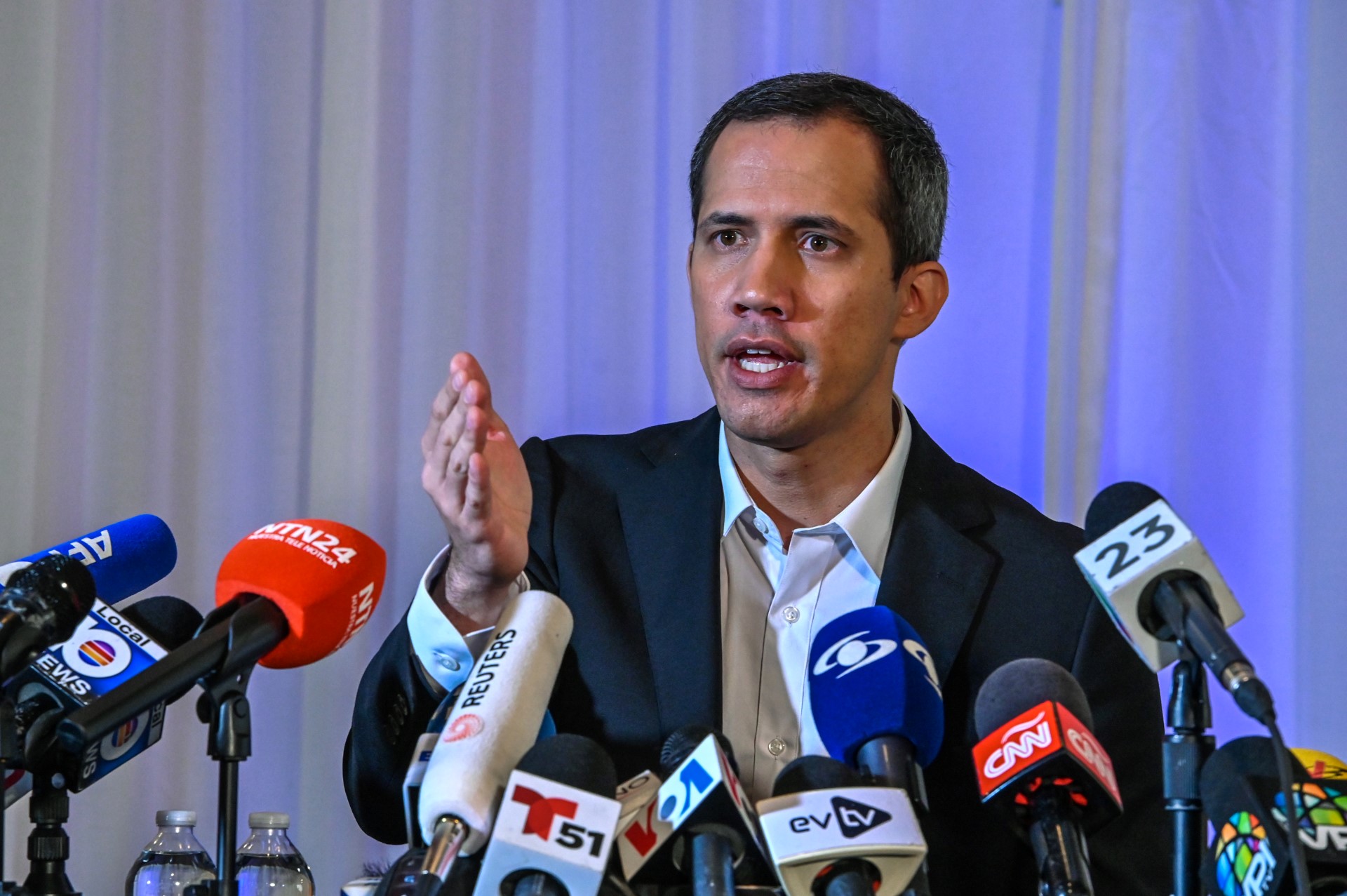Juan Guaidó asegura que el CNE “no puede tener el control de la primaria”