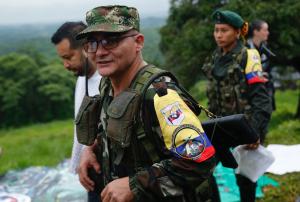 Colombia reanuda diálogos de paz con disidencias de alias “Iván Mordisco”