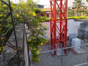 Denuncian afectaciones tras instalación de antena de telecomunicaciones en zona residencial de Barinas