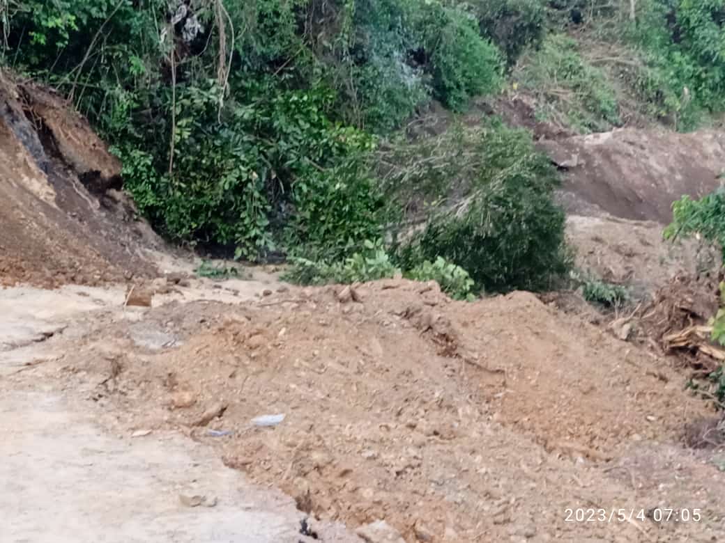 Colapso de vialidad deja incomunicado al municipio Arzobispo Chacón de Mérida