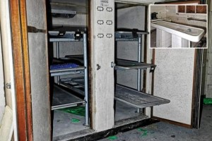 Hallazgo macabro: explorador reveló los secretos ocultos de una morgue en ruinas (FOTOS)
