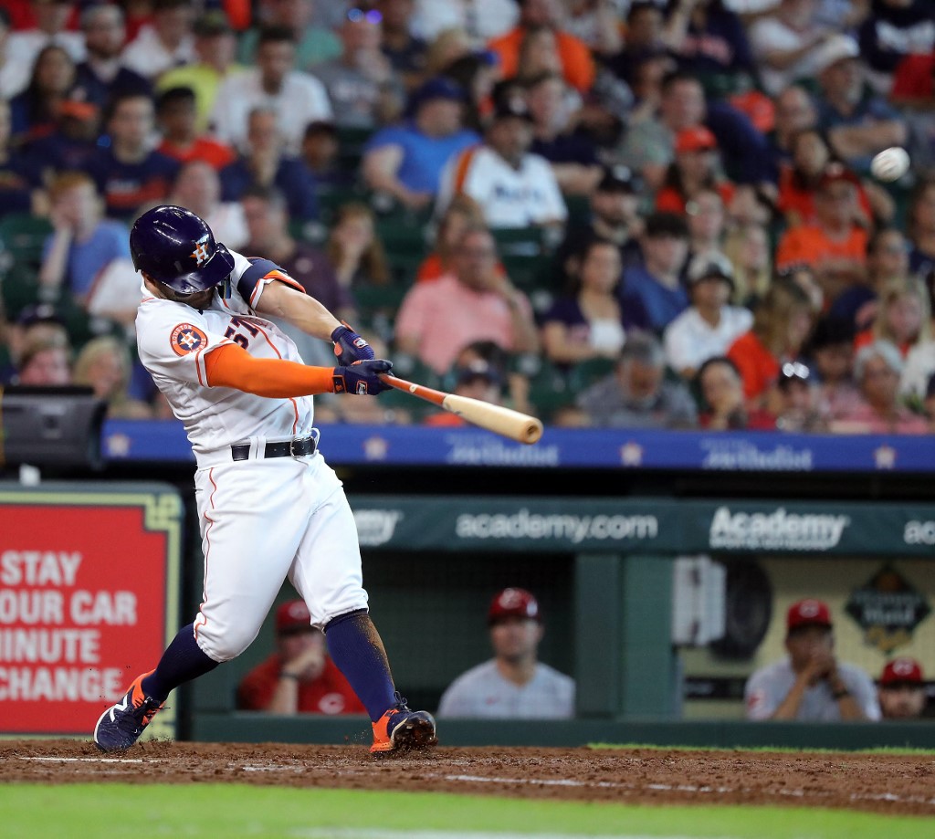 Jornada perfecta para José Altuve: pegó jonrón y estableció nueva marca de los Astros (Video)