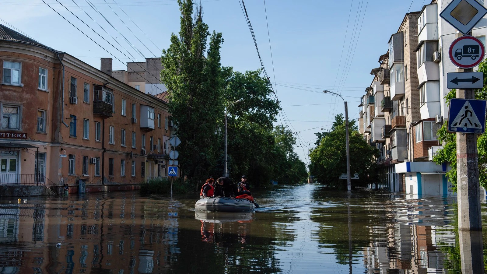 Las tres razones por las que Ucrania señala a Rusia por la destrucción de la presa