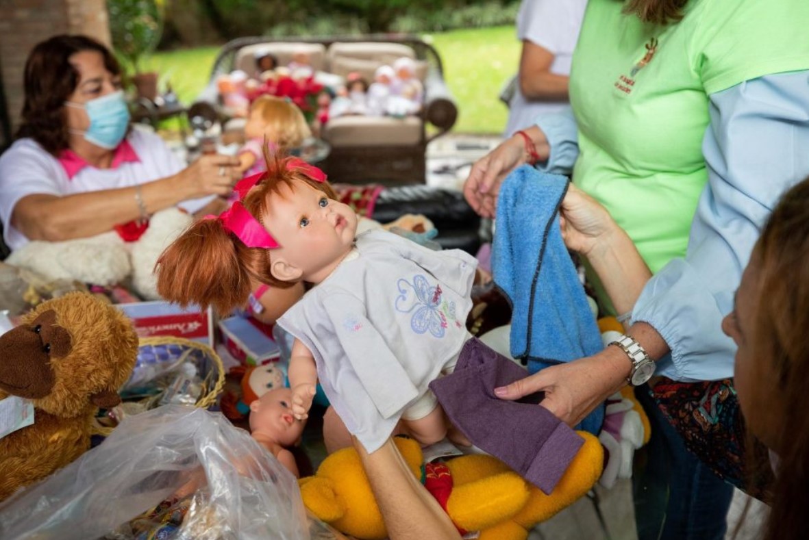 El Hospital de peluches, una iniciativa venezolana que brinda alegría (Video)