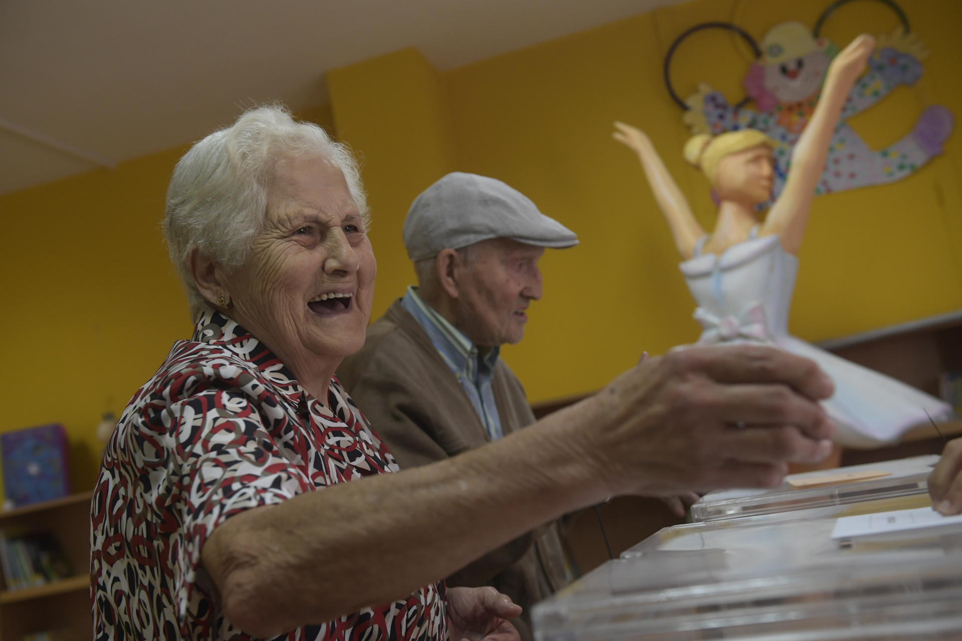 Elecciones generales en España: La participación a mitad de jornada alcanza cifra mayor que en 2019