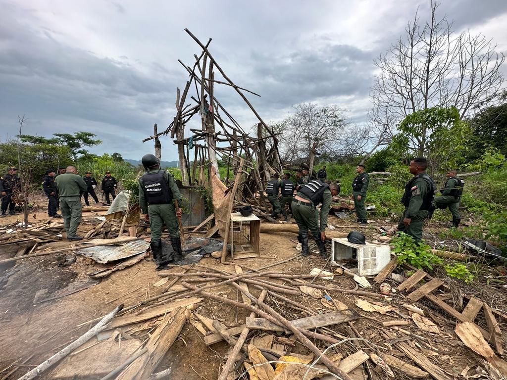 Apresan a par de joyitas que hurtaban combustible desde oleoducto en Anzoátegui