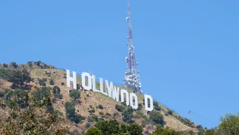 El famoso letrero de Hollywood cumple 100 años como símbolo de una ciudad y una industria