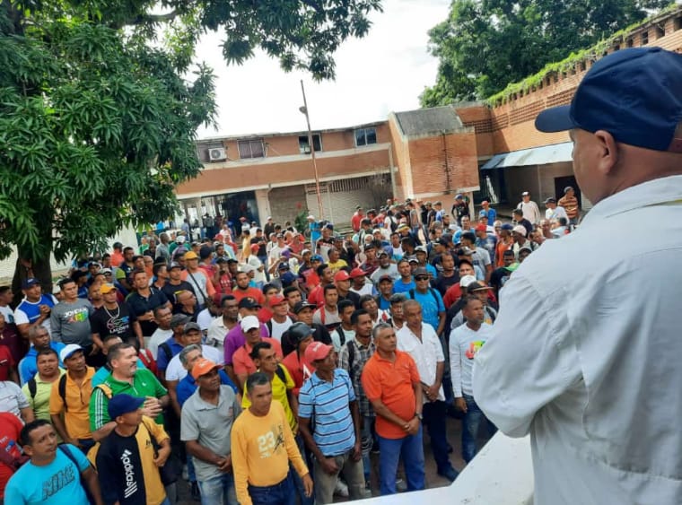 Sindicato de constructores en Anzoátegui rechaza que la gobernación los siga dejando “como la guayabera”