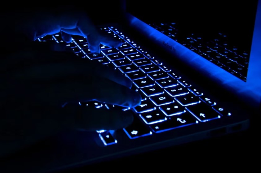 Cibercriminales están robando datos en el celular, aún con la pantalla bloqueada