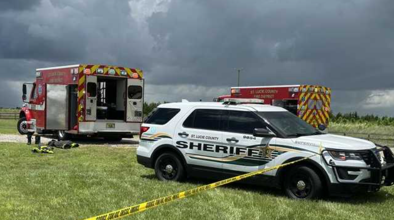 Avioneta se precipitó sobre un hangar en Florida, accidente que dejó un muerto