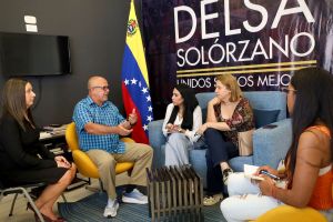 Familia SOS Libertad agradeció a Delsa Solórzano su apoyo a los presos políticos