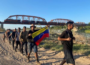 VIDEO: El sueño americano de muchos venezolanos en Denver se convirtió en dormir bajo un puente