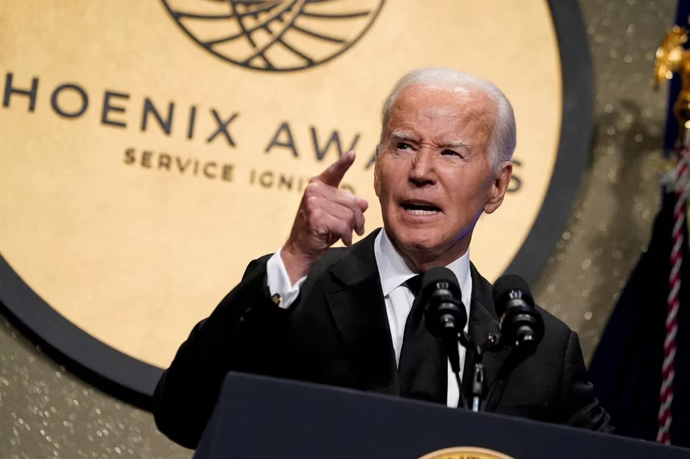 Biden acusó a los republicanos de no respetar el acuerdo presupuestario del mes de mayo