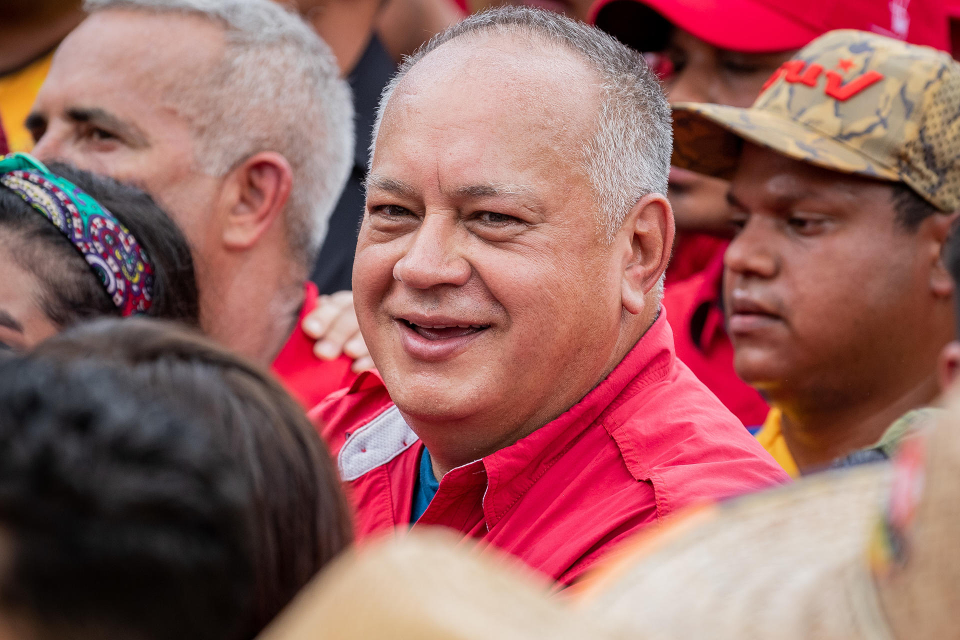 ¿Dosis de patria? La rabia de Diosdado cuando se le fue la luz en pleno acto del Psuv (VIDEO)