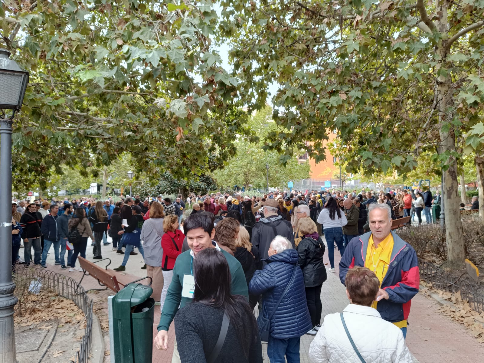 Madrid, abarrotada de Venezolanos que votan en la Primaria este #22Oct