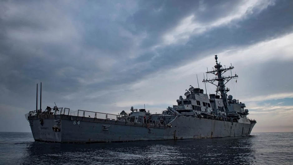 Nueve horas duró el incidente en el que un buque de guerra de EEUU interceptó misiles cerca de Yemen