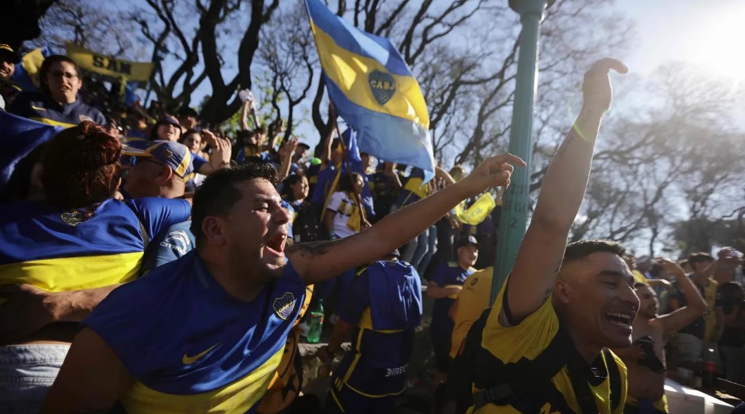 ¡Insólito! Hinchas de Boca gritaron por error el gol de Fluminense en la final de la Libertadores (VIDEO)