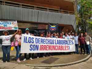 Empleados públicos entregaron documento en Inspectoría del Trabajo en Valencia: GNB impidió paso hacia Caracas