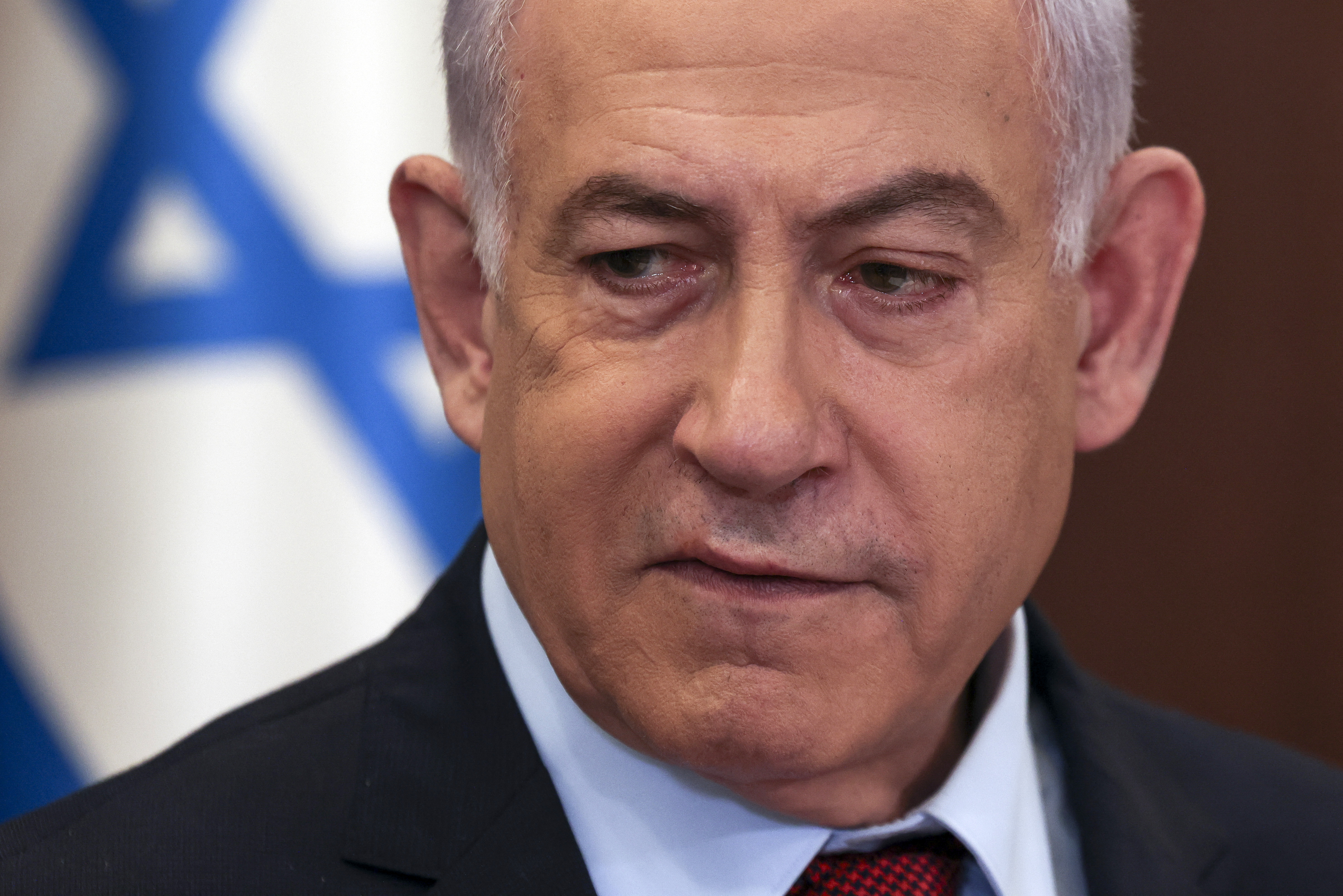 La cirugía por una hernia de Netanyahu concluyó “con éxito” y se encuentra consciente