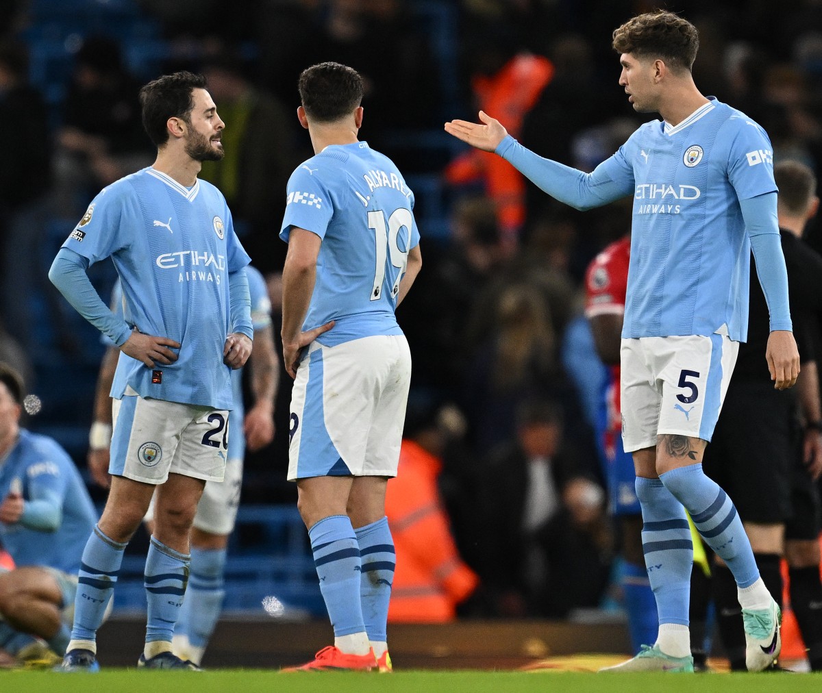 Manchester City tropezó con el Crystal Palace antes del Mundial de Clubes