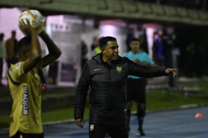 Águilas Doradas de César Farías clasificó por primera vez a la Copa Libertadores
